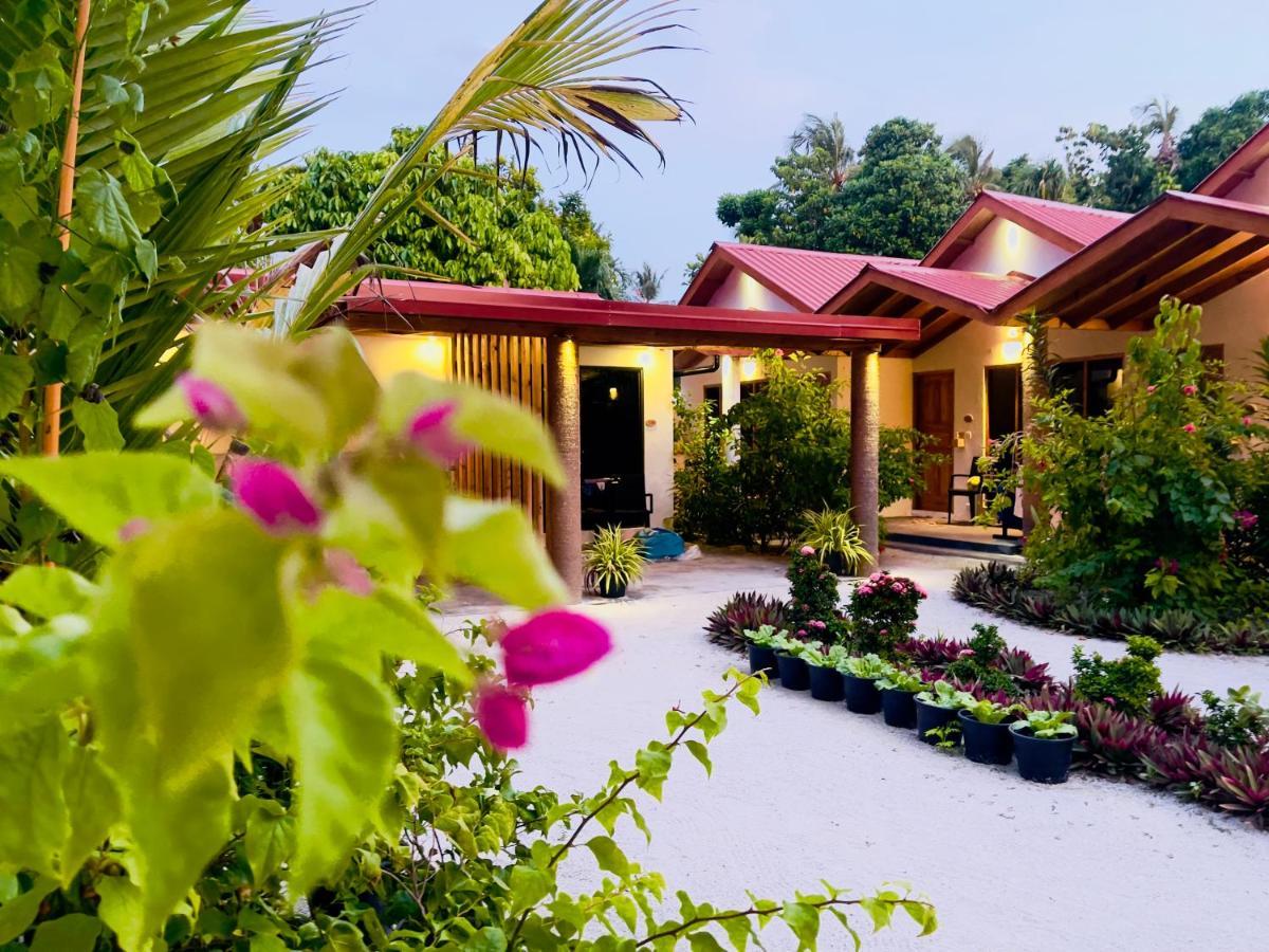 Thoddoo Beach Holiday Екстериор снимка