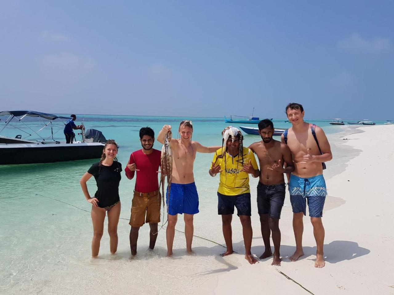 Thoddoo Beach Holiday Екстериор снимка